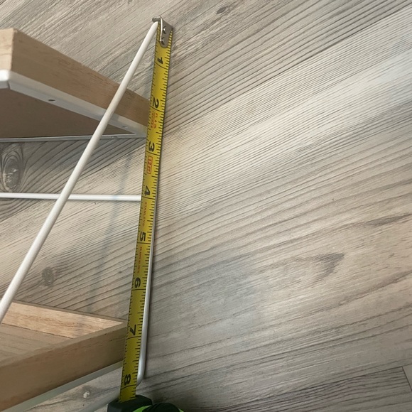 2 Tiered shelf with Star detail, see dimensions in pics - Picture 7 of 11